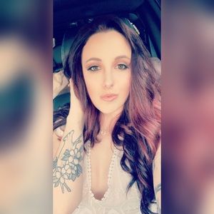 Meet your Posher, Deanna